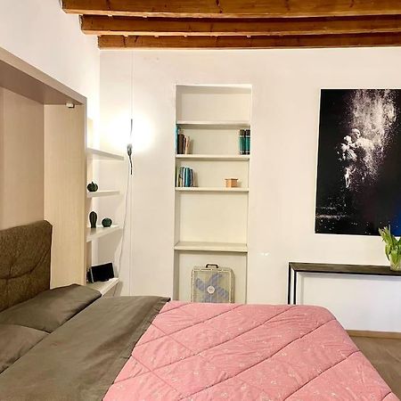 Design Studio Centro Storico Apartment มิลาน ภายนอก รูปภาพ